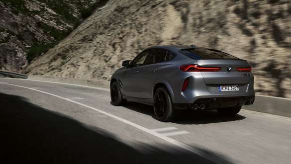 BMW M xDrive Aktív M differenciálművel.